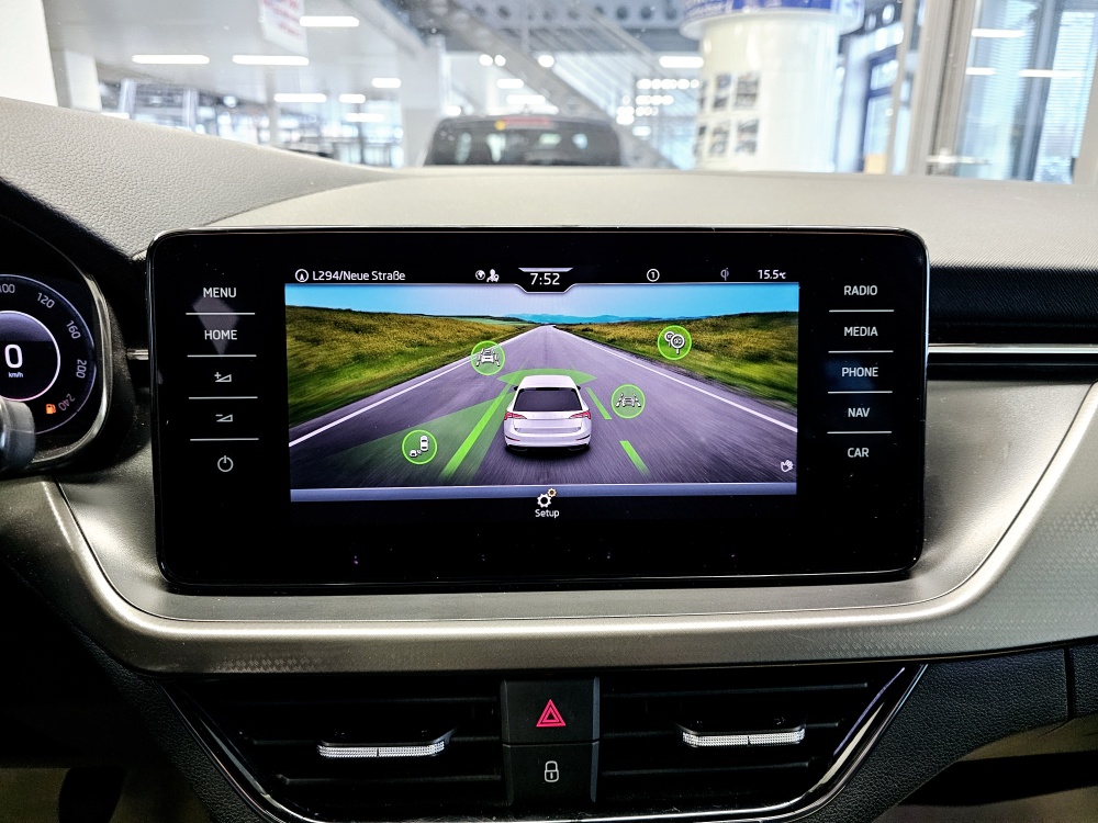 Skoda Scala  bei Hoffmann Automobile in Wolfsburg kaufen und sofort mitnehmen - Bild 9