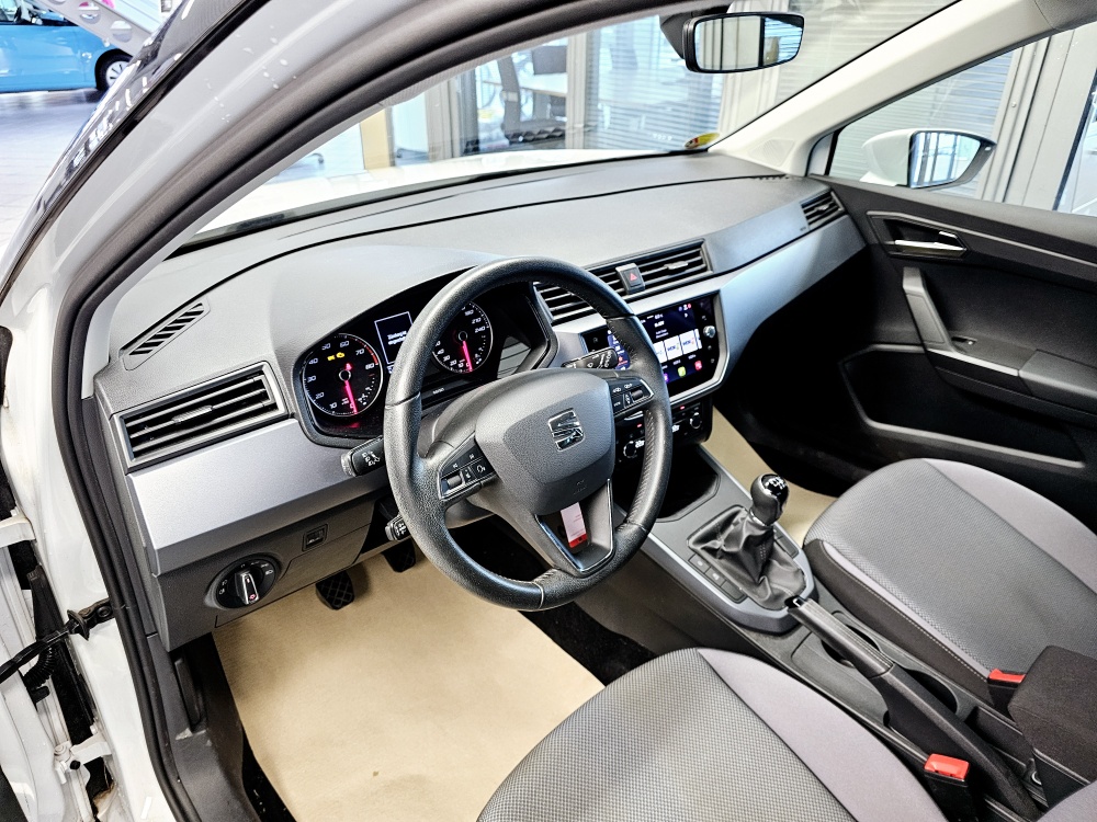 Seat Arona  bei Hoffmann Automobile in Wolfsburg kaufen und sofort mitnehmen - Bild 14