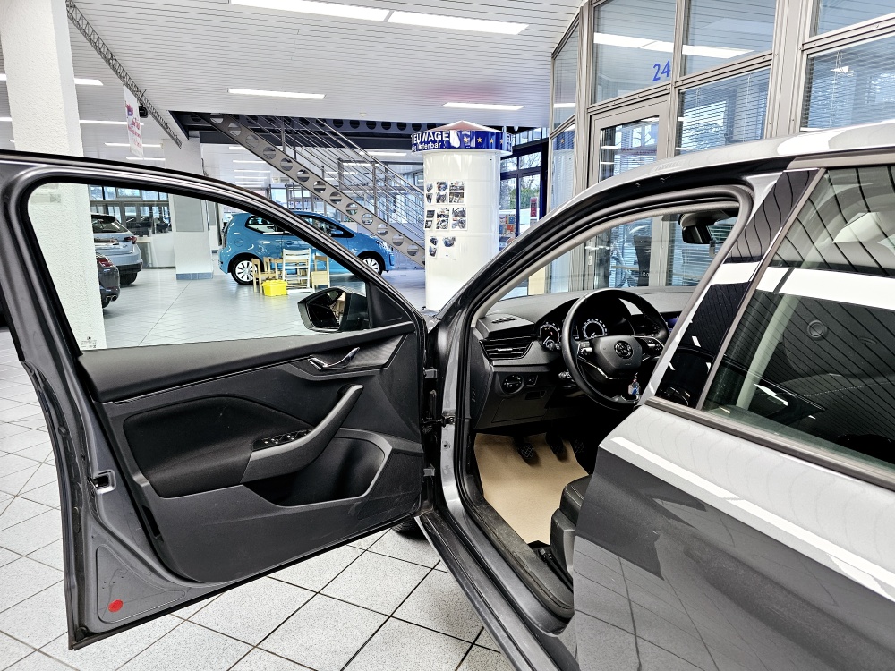 Skoda Scala  bei Hoffmann Automobile in Wolfsburg kaufen und sofort mitnehmen - Bild 16