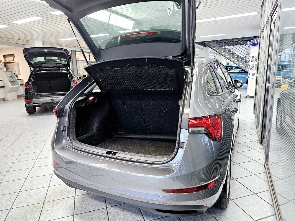 Skoda Scala  bei Hoffmann Automobile in Wolfsburg kaufen und sofort mitnehmen - Bild 2