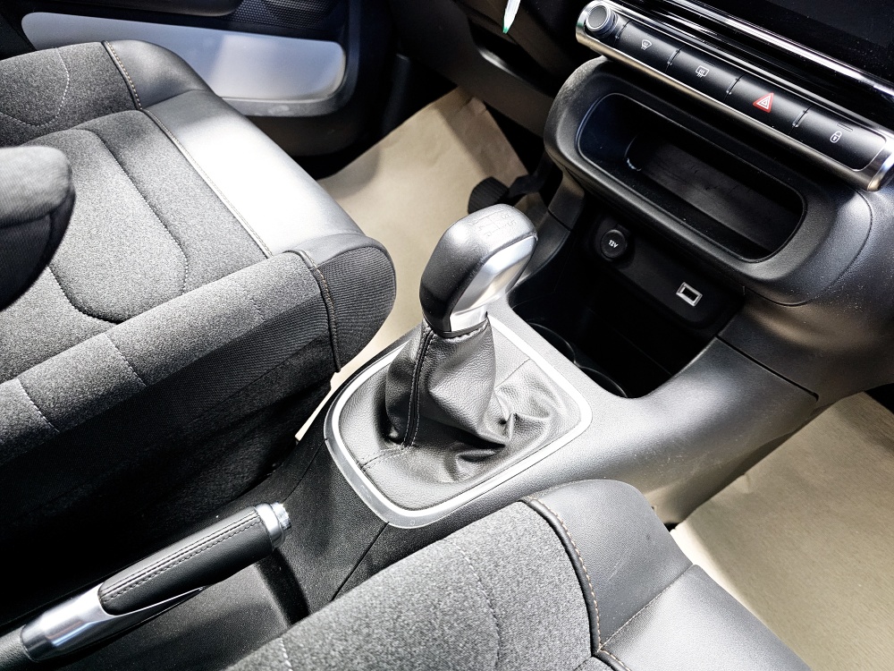 Citroen C3  bei Hoffmann Automobile in Wolfsburg kaufen und sofort mitnehmen - Bild 6