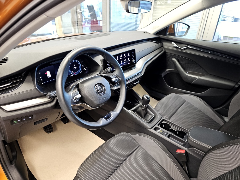 Skoda Octavia Combi  bei Hoffmann Automobile in Wolfsburg kaufen und sofort mitnehmen - Bild 14
