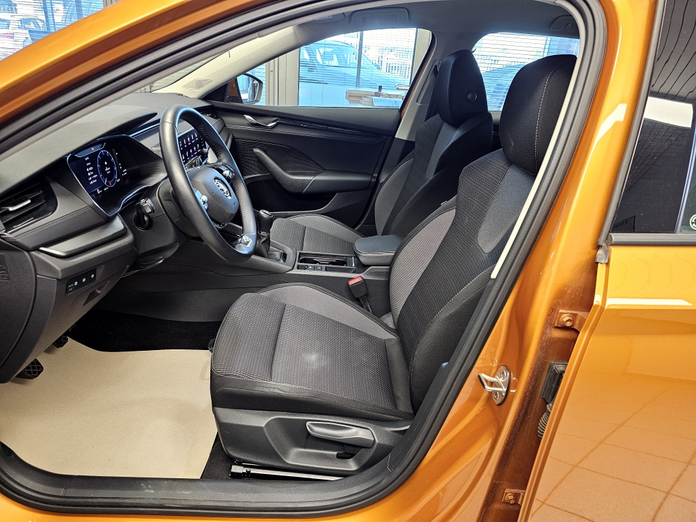 Skoda Octavia Combi  bei Hoffmann Automobile in Wolfsburg kaufen und sofort mitnehmen - Bild 15