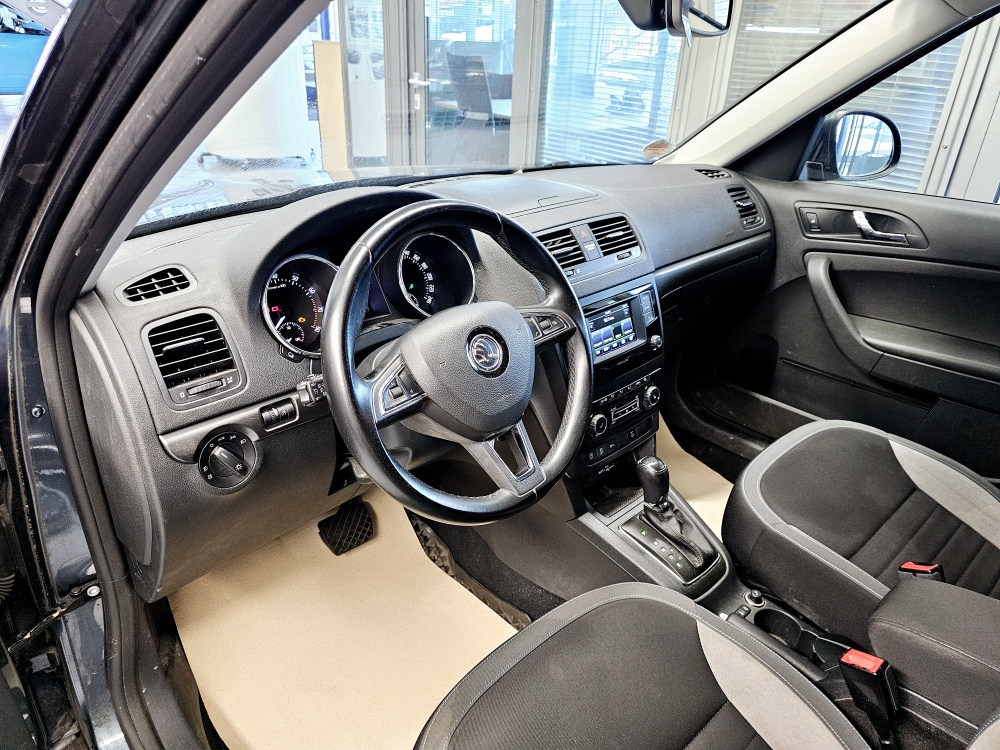 Skoda Yeti  bei Hoffmann Automobile in Wolfsburg kaufen und sofort mitnehmen - Bild 13