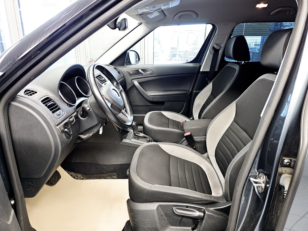 Skoda Yeti  bei Hoffmann Automobile in Wolfsburg kaufen und sofort mitnehmen - Bild 14