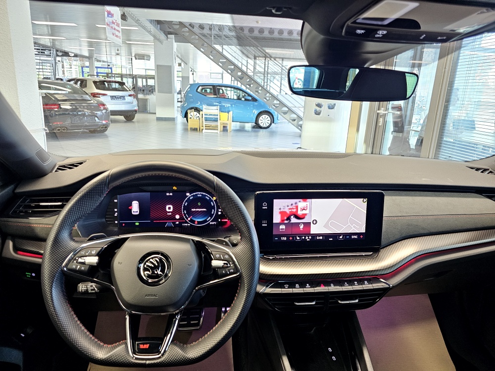 Skoda Octavia Combi  bei Hoffmann Automobile in Wolfsburg kaufen und sofort mitnehmen - Bild 17