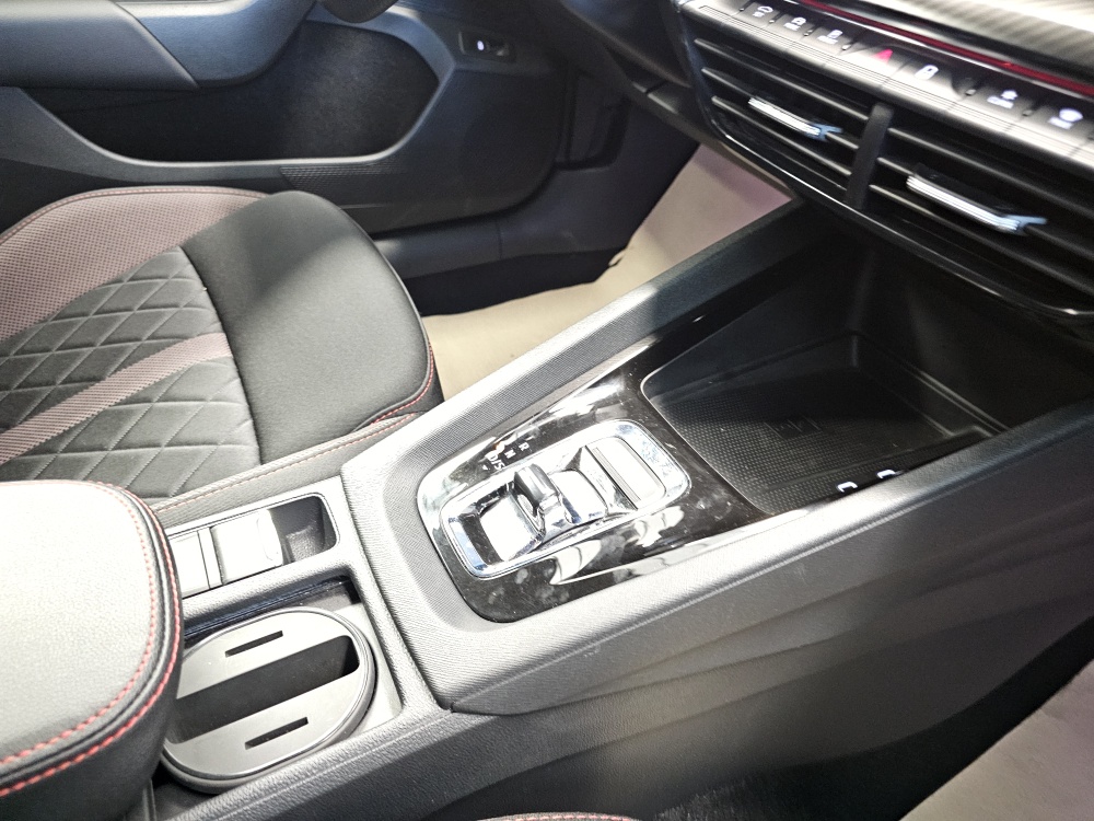 Skoda Octavia Combi  bei Hoffmann Automobile in Wolfsburg kaufen und sofort mitnehmen - Bild 9