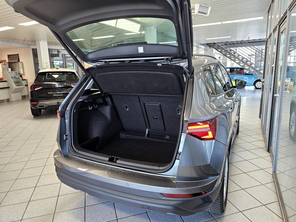 Skoda Karoq  bei Hoffmann Automobile in Wolfsburg kaufen und sofort mitnehmen - Bild 2