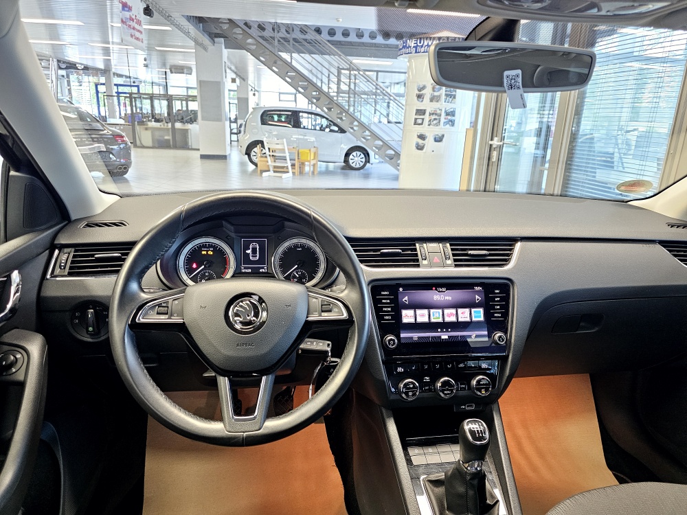 Skoda Octavia Combi  bei Hoffmann Automobile in Wolfsburg kaufen und sofort mitnehmen - Bild 14