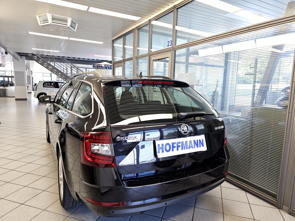 Skoda Octavia Combi  bei Hoffmann Automobile in Wolfsburg kaufen und sofort mitnehmen - Bild 4