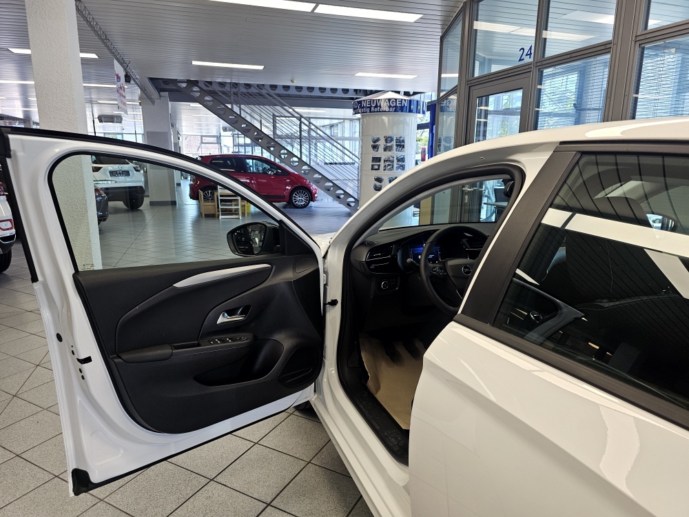 Opel Corsa  bei Hoffmann Automobile in Wolfsburg kaufen und sofort mitnehmen - Bild 15