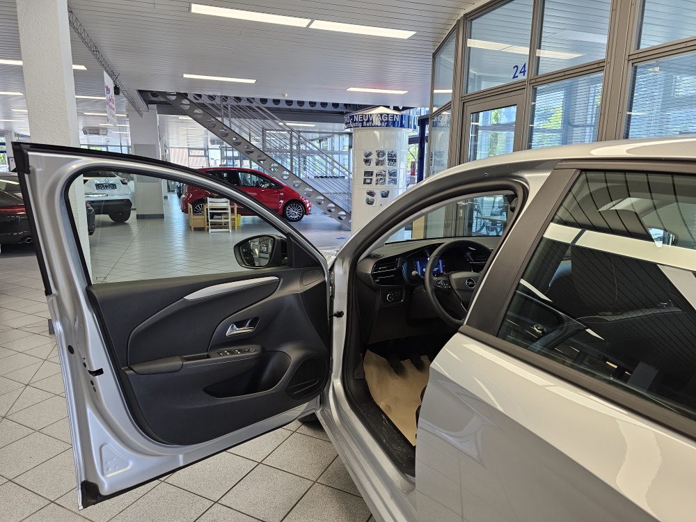 Opel Corsa  bei Hoffmann Automobile in Wolfsburg kaufen und sofort mitnehmen - Bild 13
