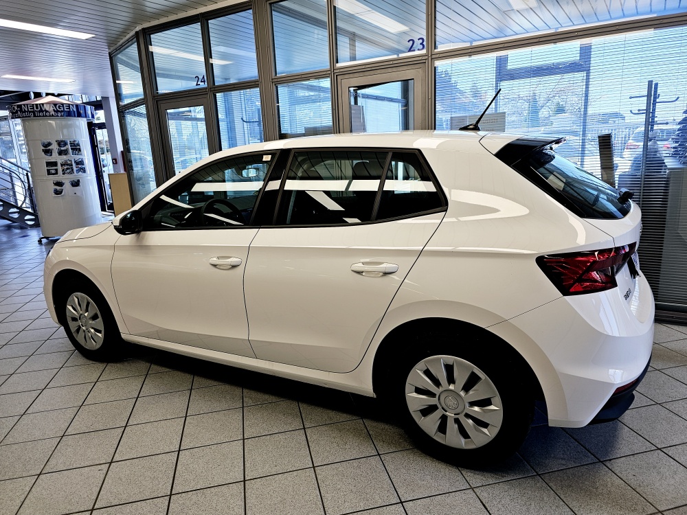 Skoda Fabia  bei Hoffmann Automobile in Wolfsburg kaufen und sofort mitnehmen - Bild 16