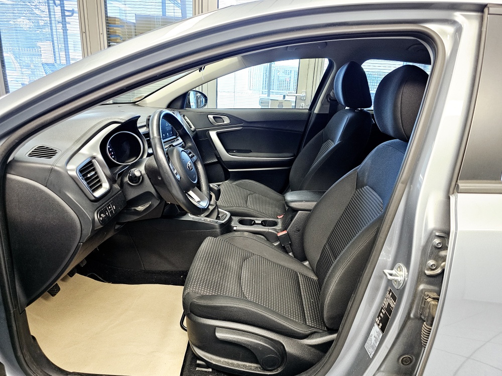Kia Ceed  bei Hoffmann Automobile in Wolfsburg kaufen und sofort mitnehmen - Bild 14