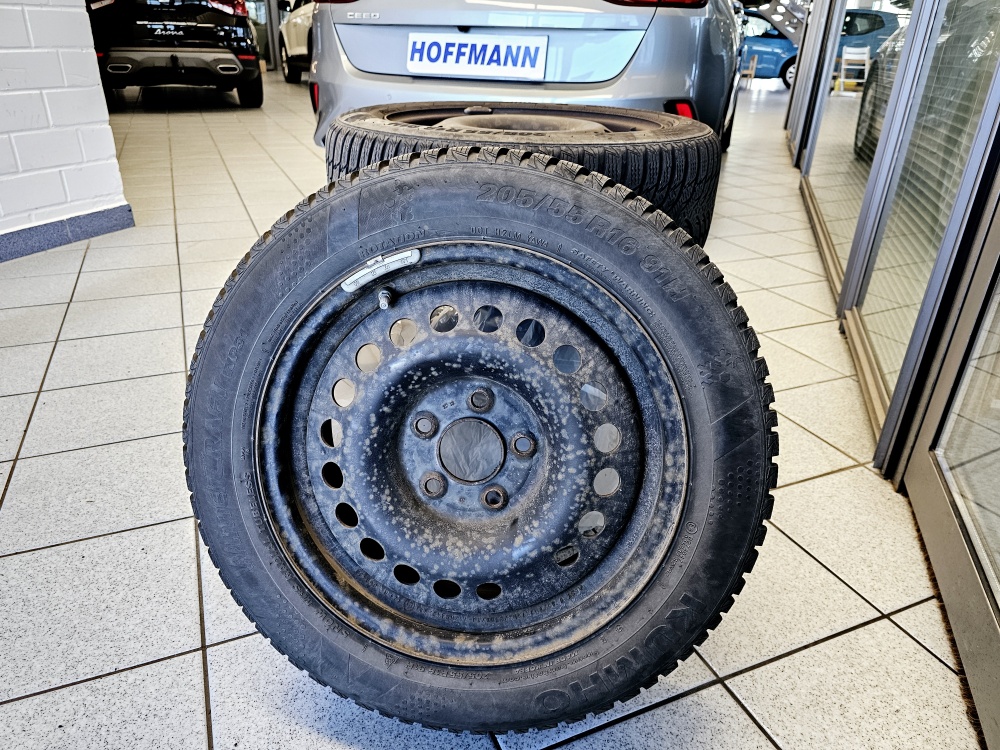 Kia Ceed  bei Hoffmann Automobile in Wolfsburg kaufen und sofort mitnehmen - Bild 3