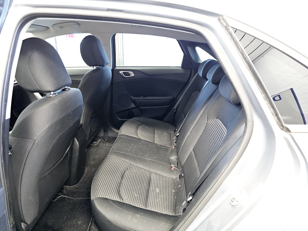 Kia Ceed  bei Hoffmann Automobile in Wolfsburg kaufen und sofort mitnehmen - Bild 5