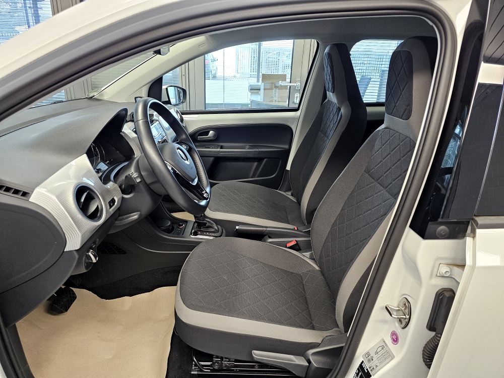 VW e-up!  bei Hoffmann Automobile in Wolfsburg kaufen und sofort mitnehmen - Bild 13