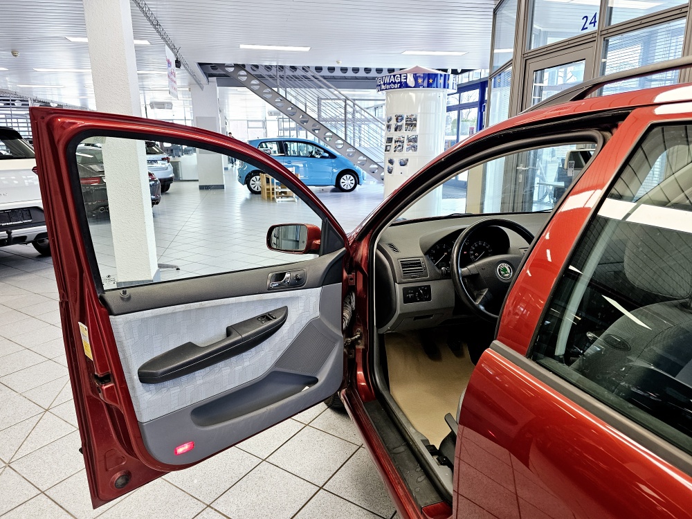 Skoda Fabia Combi  bei Hoffmann Automobile in Wolfsburg kaufen und sofort mitnehmen - Bild 12
