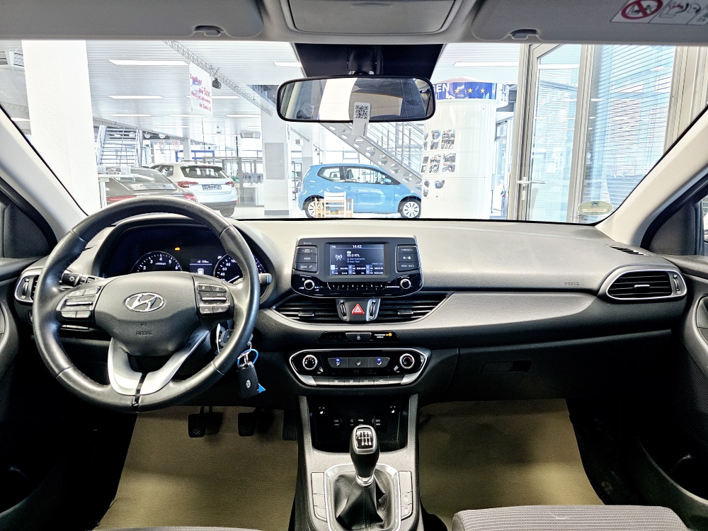 Hyundai i30  bei Hoffmann Automobile in Wolfsburg kaufen und sofort mitnehmen - Bild 5