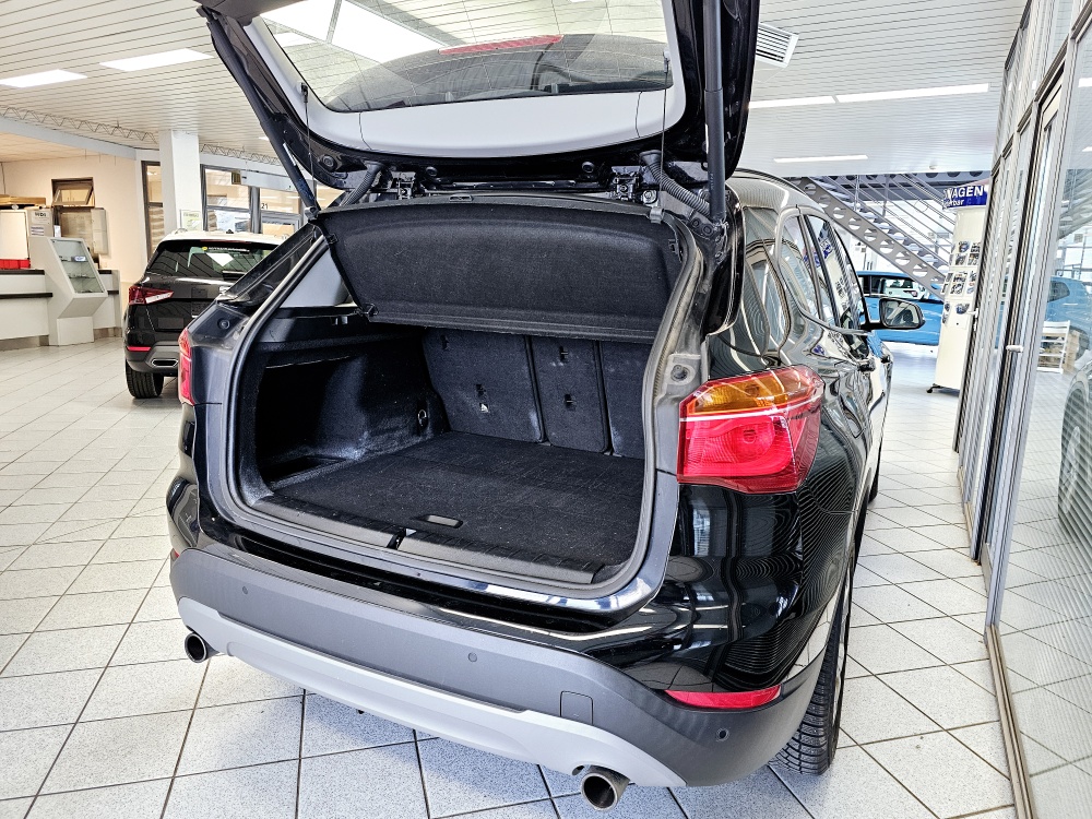 BMW X1  bei Hoffmann Automobile in Wolfsburg kaufen und sofort mitnehmen - Bild 2