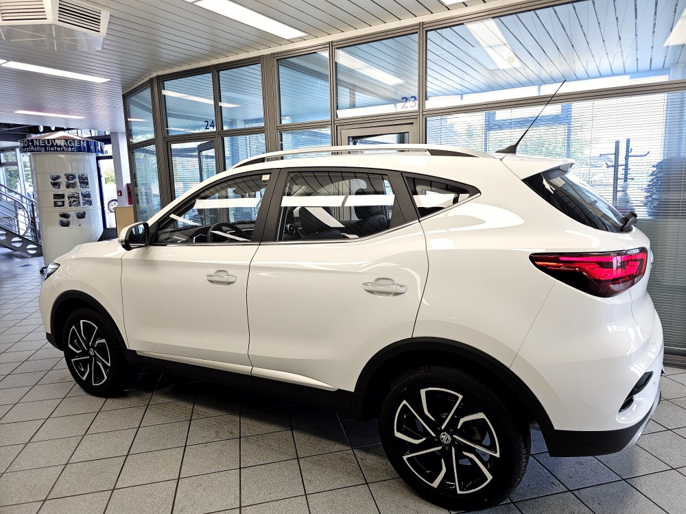 MG ZS  bei Hoffmann Automobile in Wolfsburg kaufen und sofort mitnehmen - Bild 19