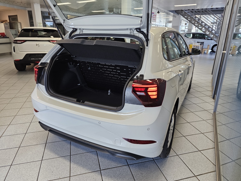 VW Polo  bei Hoffmann Automobile in Wolfsburg kaufen und sofort mitnehmen - Bild 2