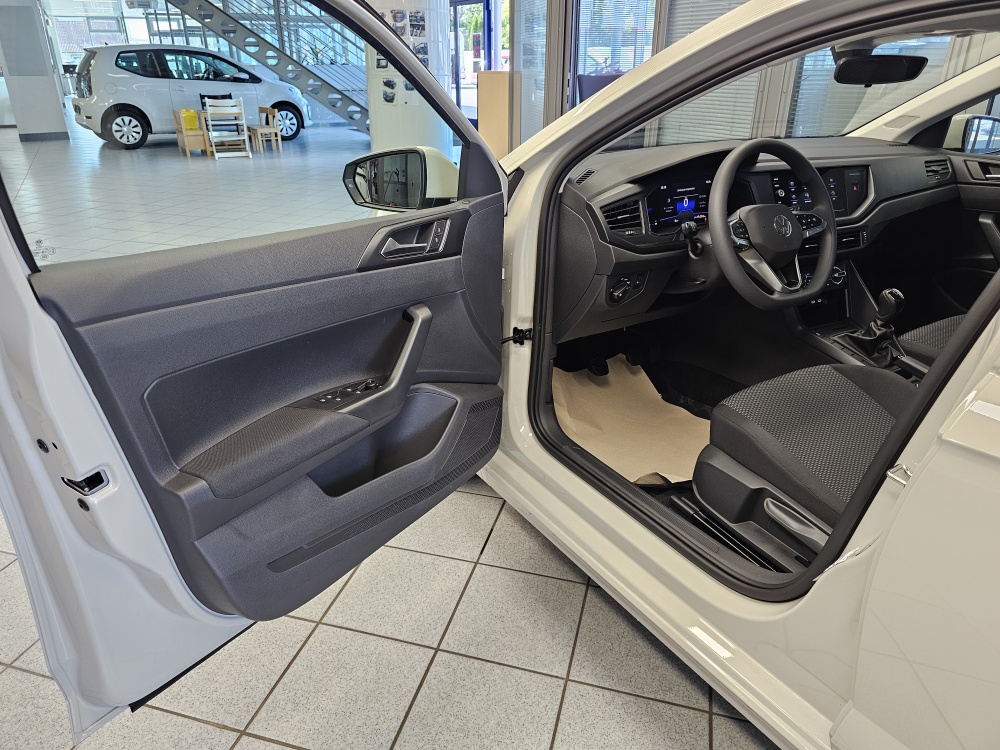 VW Polo  bei Hoffmann Automobile in Wolfsburg kaufen und sofort mitnehmen - Bild 21