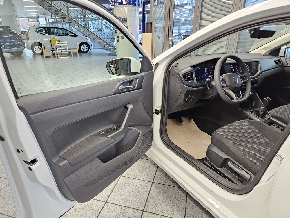 VW Polo  bei Hoffmann Automobile in Wolfsburg kaufen und sofort mitnehmen - Bild 21