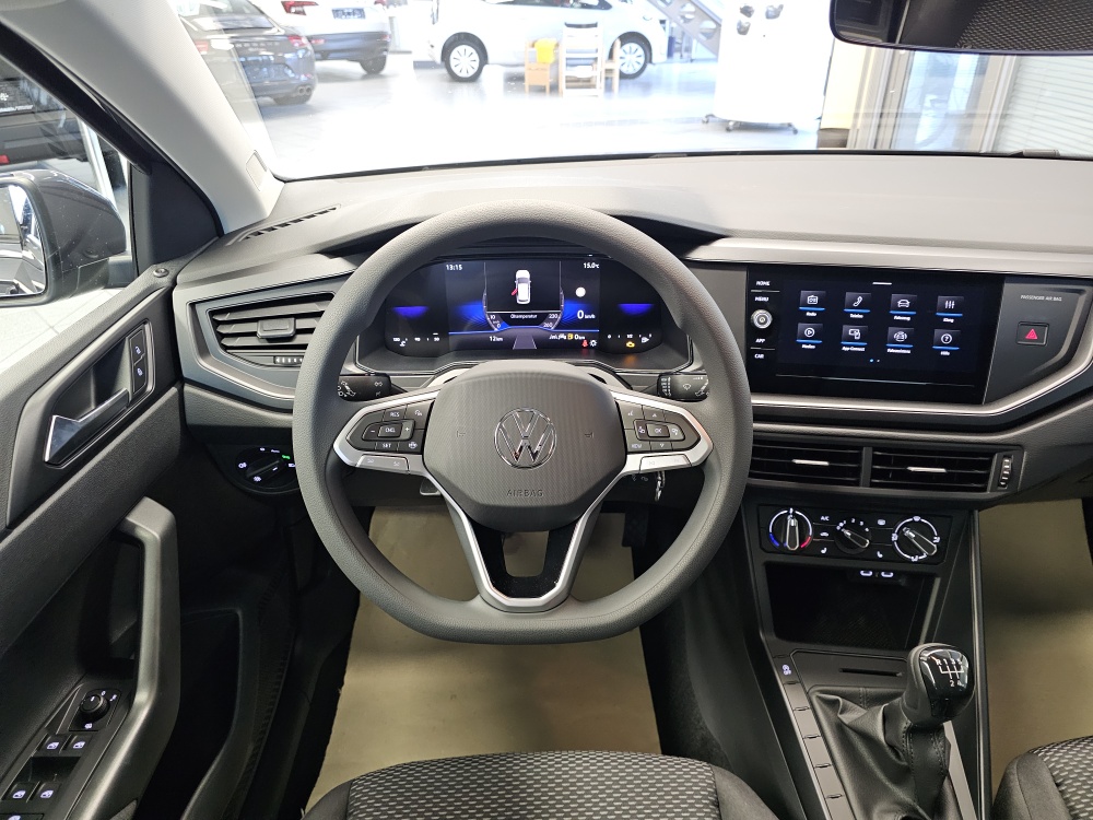 VW Polo bei Hoffmann Automobile in Wolfsburg kaufen und sofort mitnehmen - Bild 18