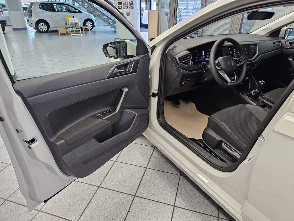 VW Polo  bei Hoffmann Automobile in Wolfsburg kaufen und sofort mitnehmen - Bild 19