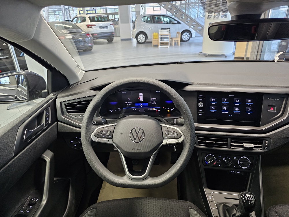 VW Polo  bei Hoffmann Automobile in Wolfsburg kaufen und sofort mitnehmen - Bild 17