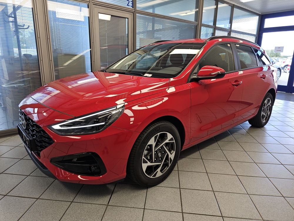 Hyundai i30 Kombi  für nur 22.650,- € bei Hoffmann Automobile in Wolfsburg kaufen und sofort mitnehmen