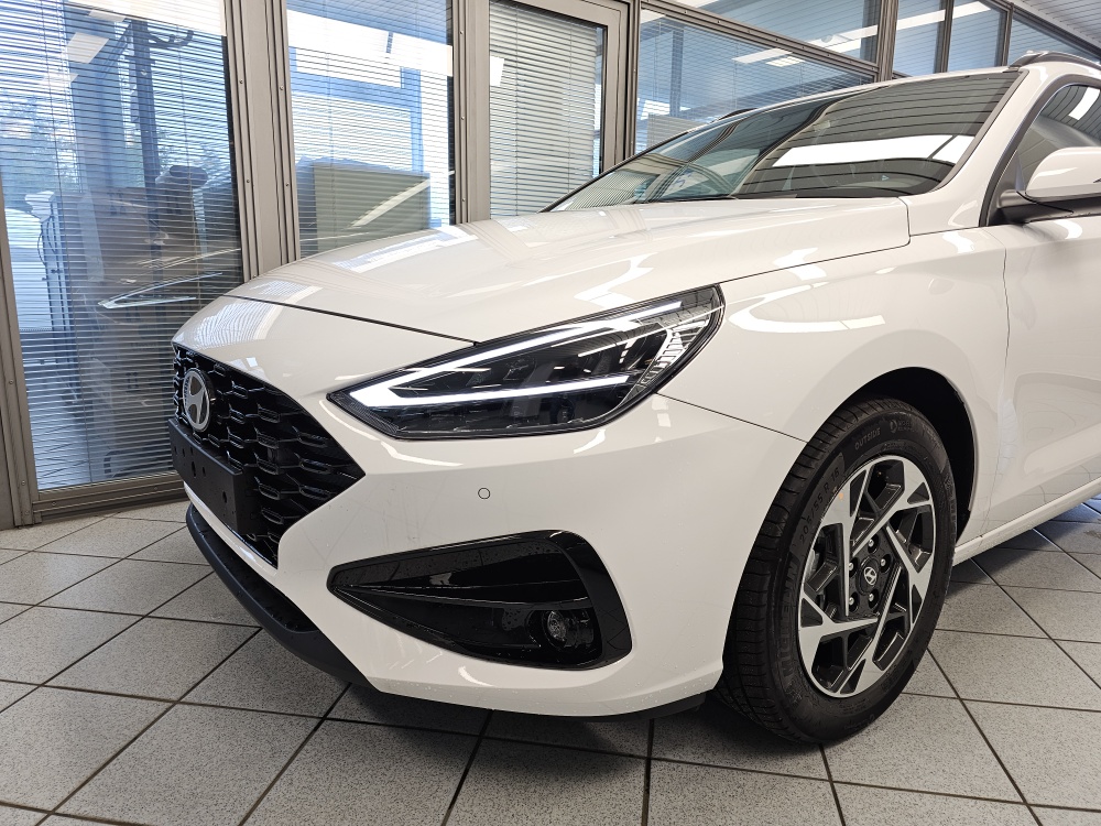 Hyundai i30 Kombi  bei Hoffmann Automobile in Wolfsburg kaufen und sofort mitnehmen - Bild 20