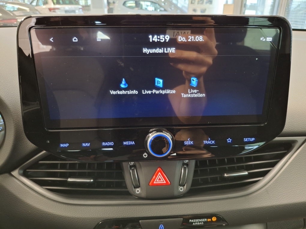 Hyundai i30 Kombi  bei Hoffmann Automobile in Wolfsburg kaufen und sofort mitnehmen - Bild 19