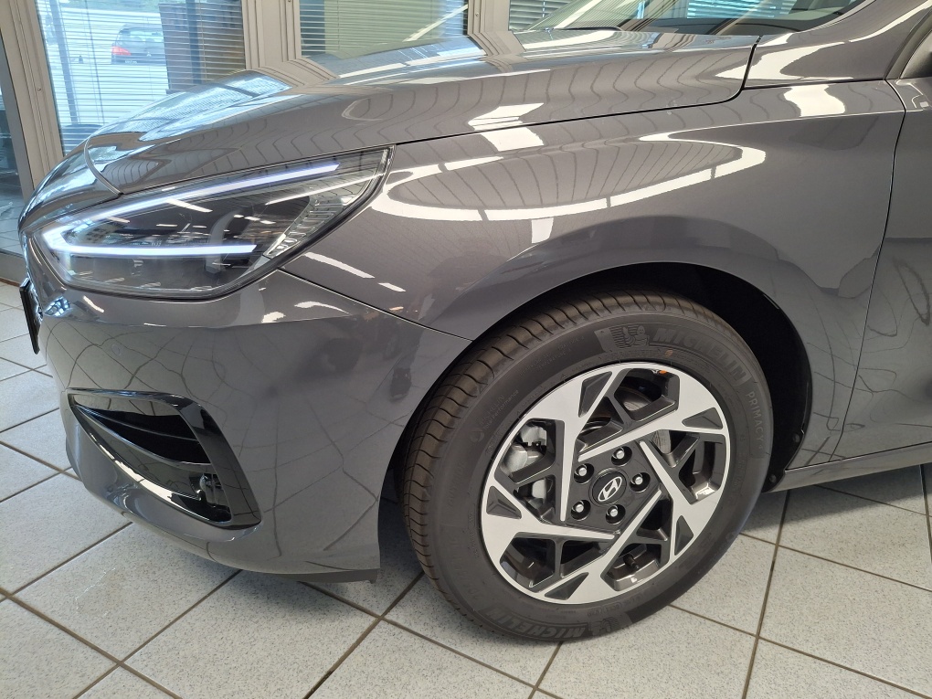 Hyundai i30 Kombi  bei Hoffmann Automobile in Wolfsburg kaufen und sofort mitnehmen - Bild 28