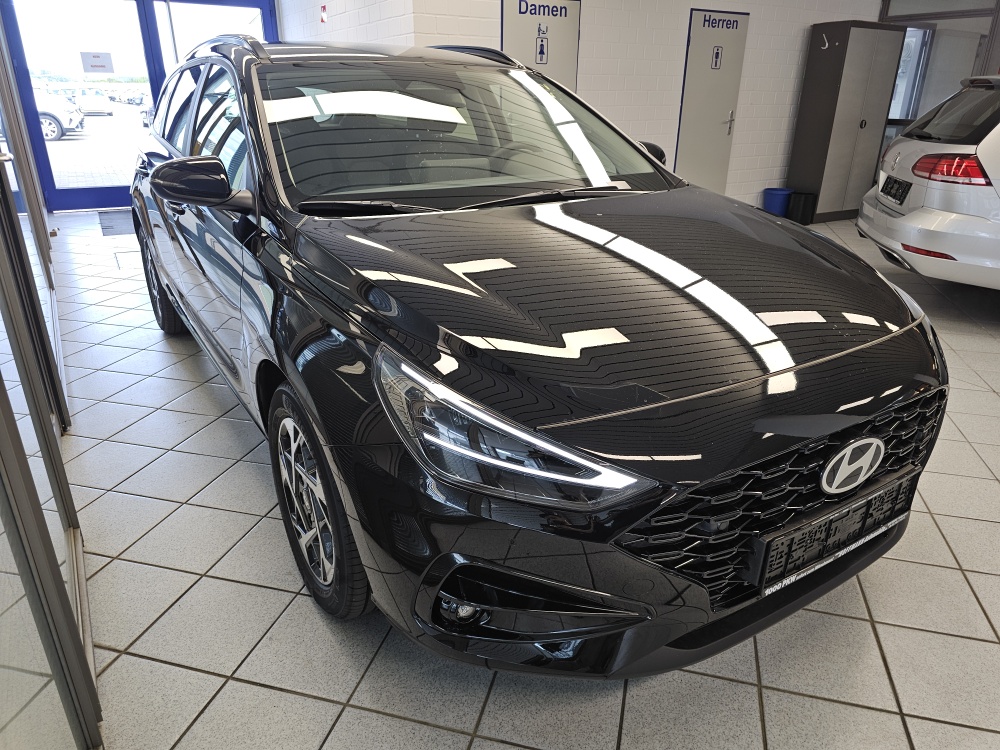 Hyundai i30 Kombi  bei Hoffmann Automobile in Wolfsburg kaufen und sofort mitnehmen - Bild 29