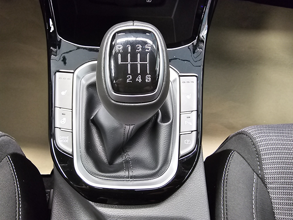 Hyundai i30 Kombi  bei Hoffmann Automobile in Wolfsburg kaufen und sofort mitnehmen - Bild 10