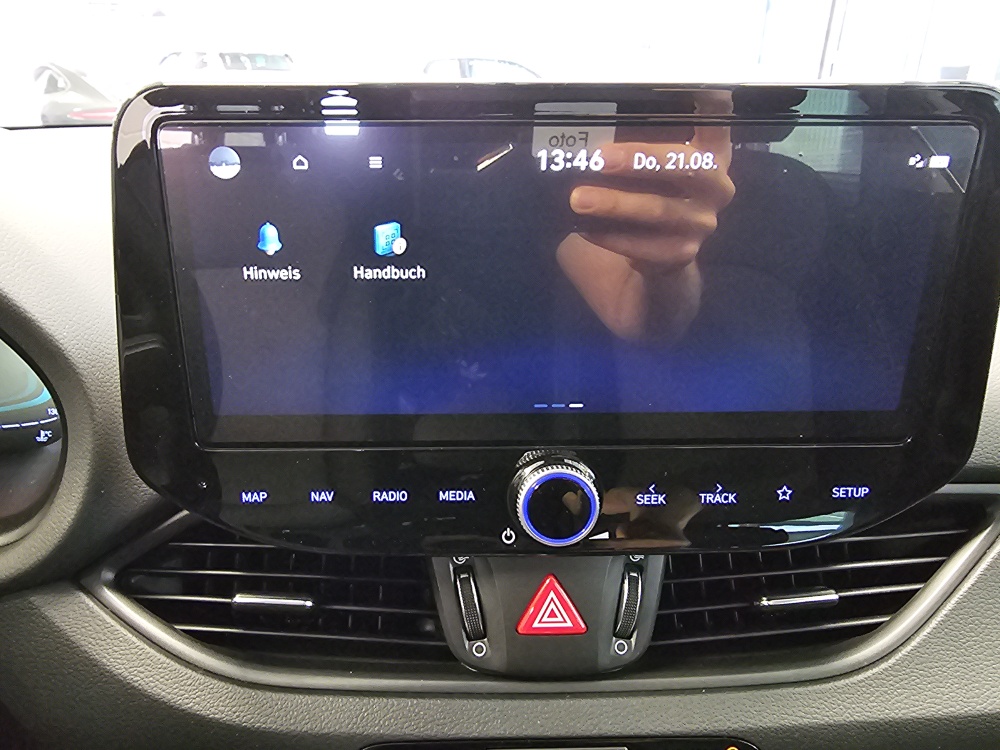 Hyundai i30 Kombi  bei Hoffmann Automobile in Wolfsburg kaufen und sofort mitnehmen - Bild 12