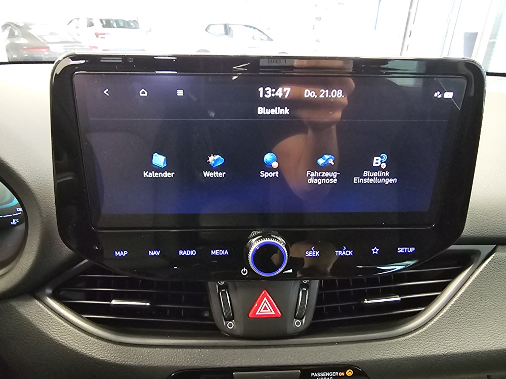 Hyundai i30 Kombi  bei Hoffmann Automobile in Wolfsburg kaufen und sofort mitnehmen - Bild 18