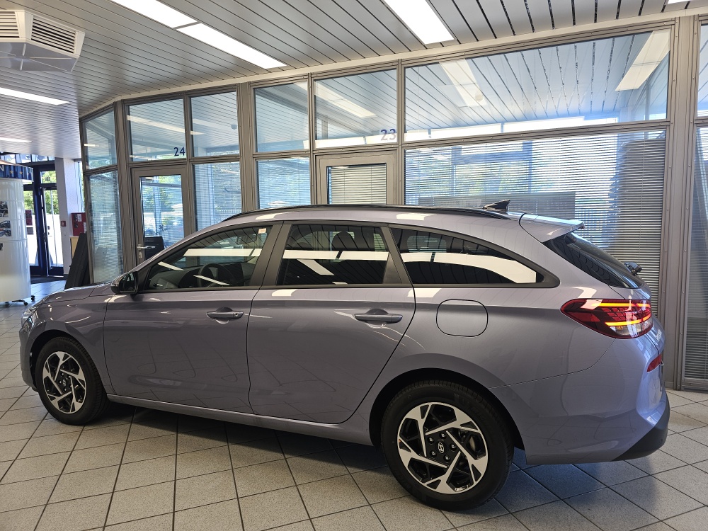 Hyundai i30 Kombi  bei Hoffmann Automobile in Wolfsburg kaufen und sofort mitnehmen - Bild 19