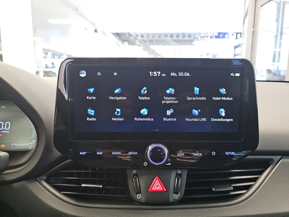 Hyundai i30 Kombi  bei Hoffmann Automobile in Wolfsburg kaufen und sofort mitnehmen - Bild 11