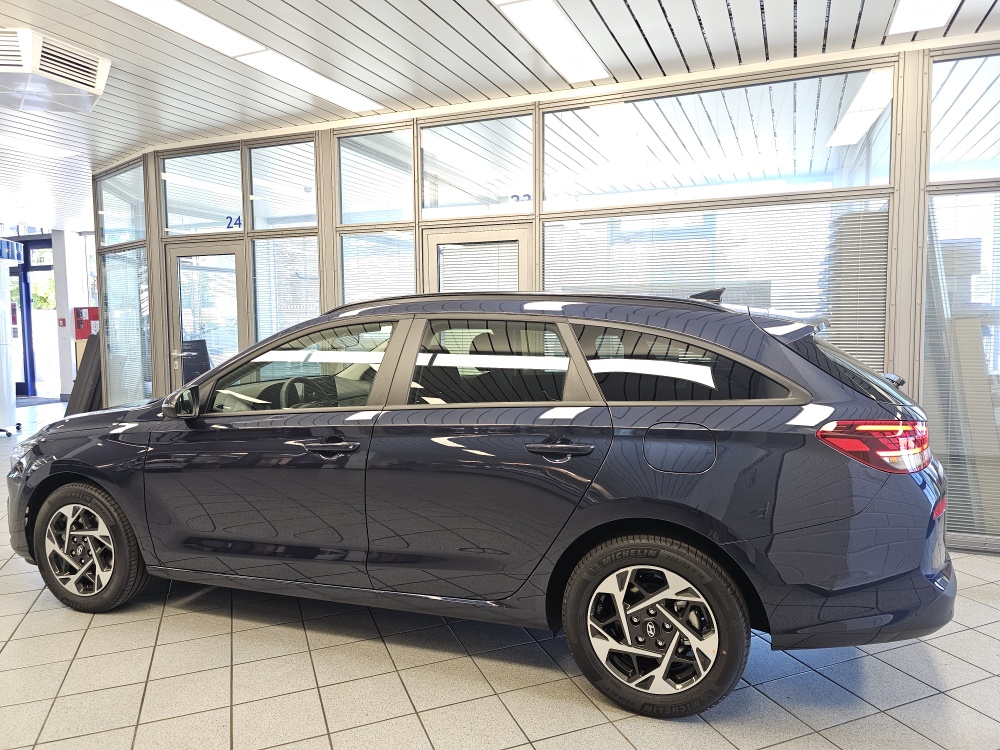 Hyundai i30 Kombi  bei Hoffmann Automobile in Wolfsburg kaufen und sofort mitnehmen - Bild 19