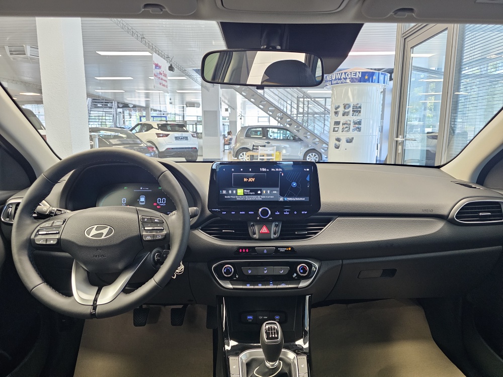 Hyundai i30 Kombi  bei Hoffmann Automobile in Wolfsburg kaufen und sofort mitnehmen - Bild 5