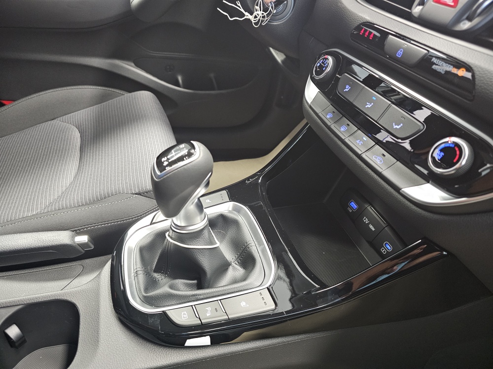 Hyundai i30 Kombi  bei Hoffmann Automobile in Wolfsburg kaufen und sofort mitnehmen - Bild 7