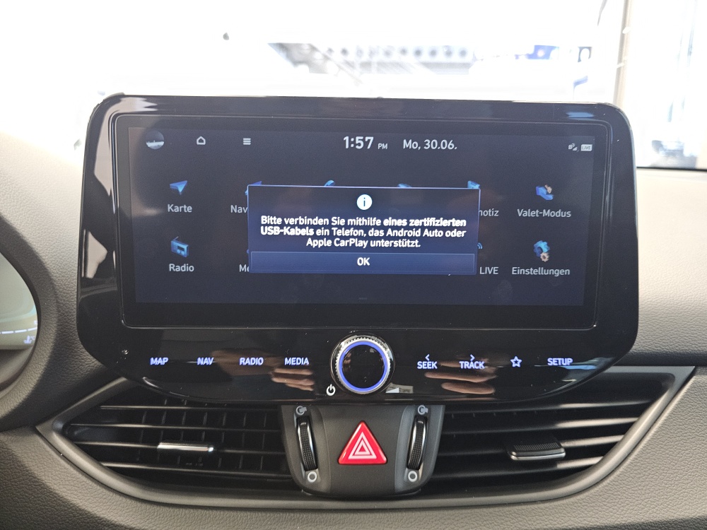 Hyundai i30 Kombi  bei Hoffmann Automobile in Wolfsburg kaufen und sofort mitnehmen - Bild 9