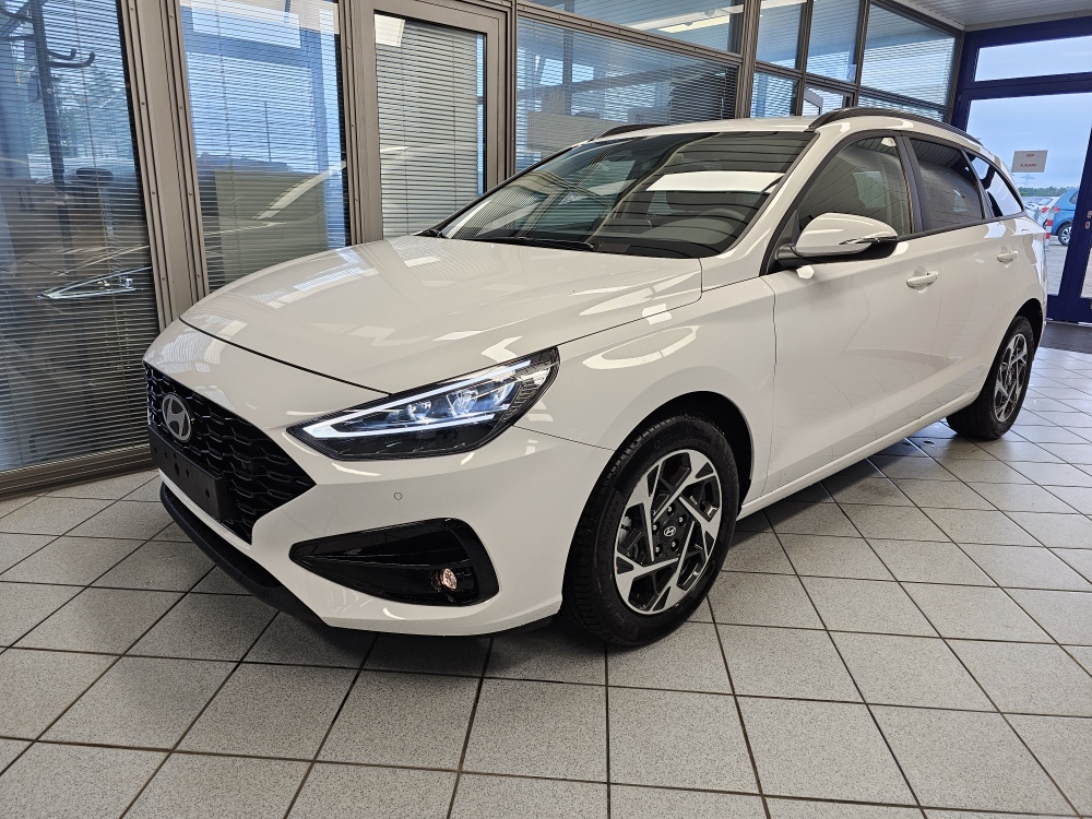 Hyundai i30 Kombi  für nur 24.350,- € bei Hoffmann Automobile in Wolfsburg kaufen und sofort mitnehmen