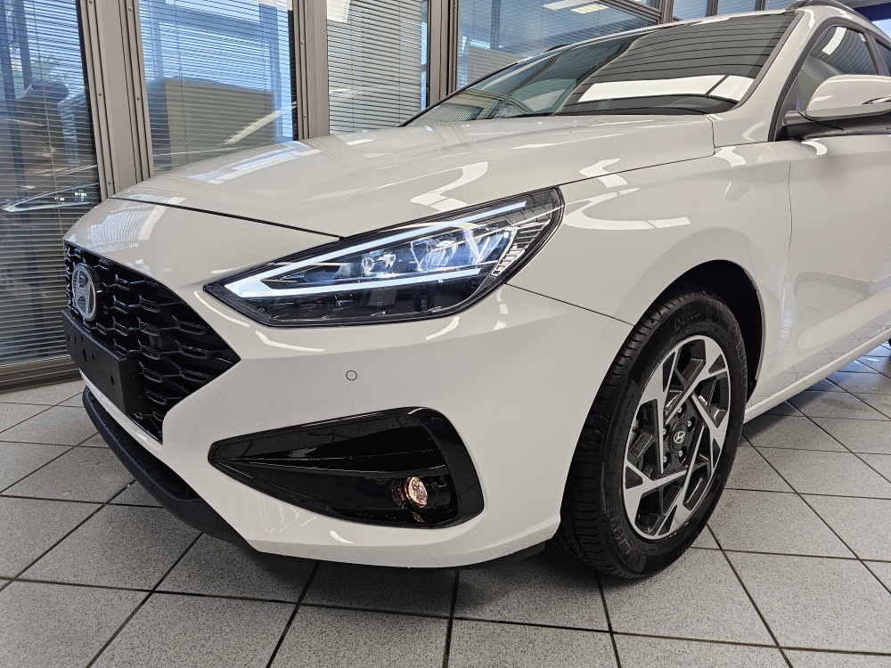 Hyundai i30 Kombi  bei Hoffmann Automobile in Wolfsburg kaufen und sofort mitnehmen - Bild 21