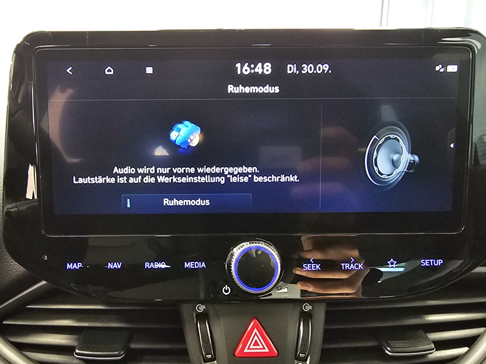 Hyundai i30 Kombi  bei Hoffmann Automobile in Wolfsburg kaufen und sofort mitnehmen - Bild 15
