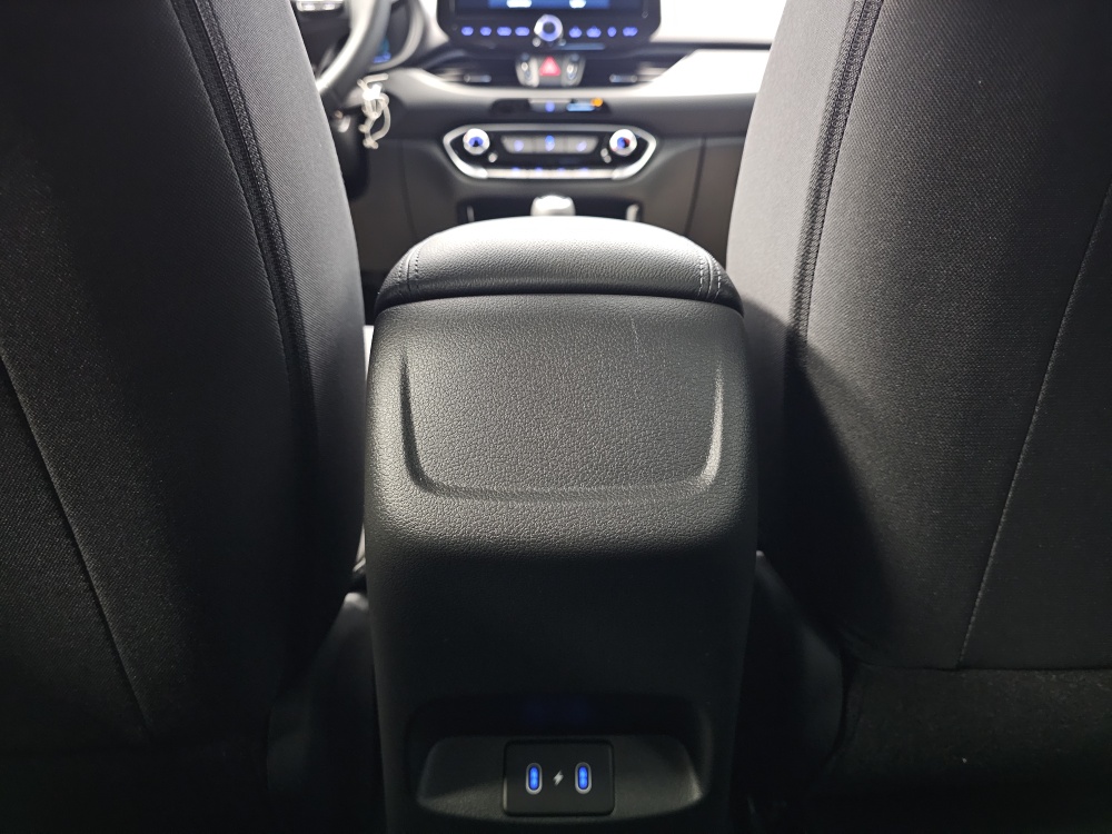 Hyundai i30 Kombi  bei Hoffmann Automobile in Wolfsburg kaufen und sofort mitnehmen - Bild 5