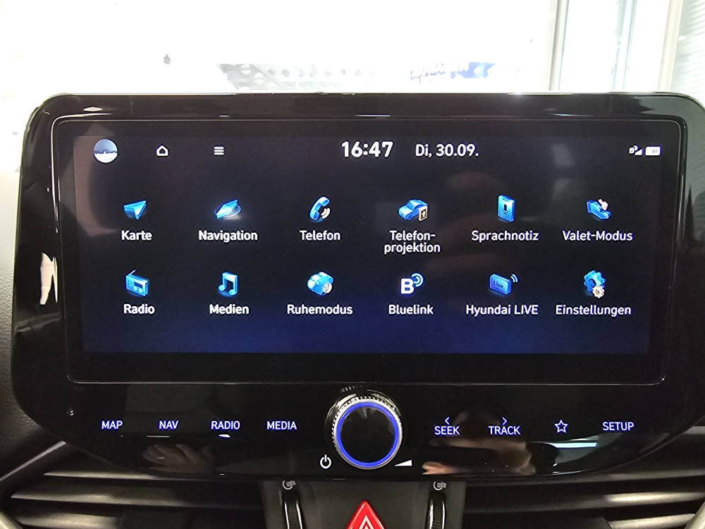 Hyundai i30 Kombi  bei Hoffmann Automobile in Wolfsburg kaufen und sofort mitnehmen - Bild 9